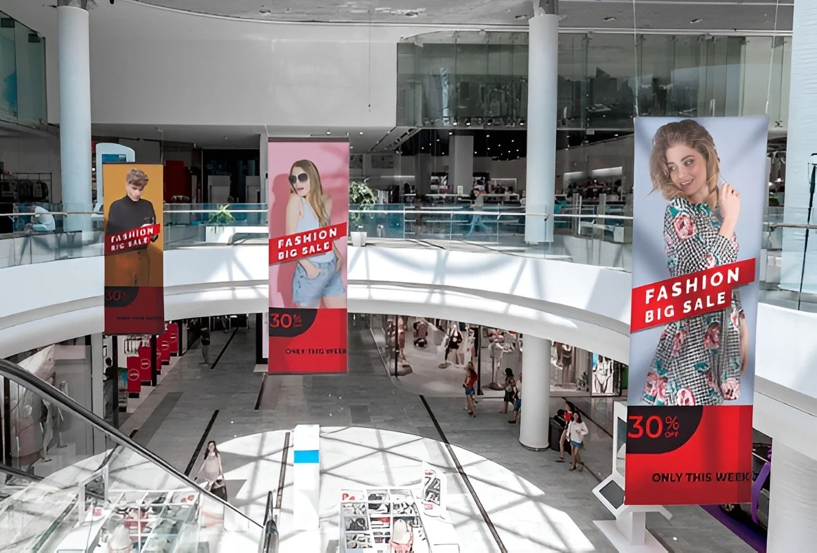 Client-supplied shopping-centre balustrade banner reference